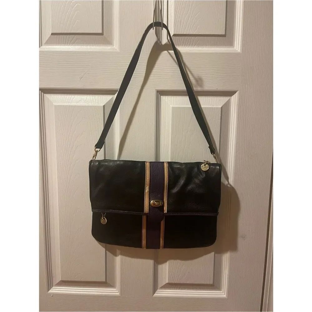Maxx New York Purple & beige Trim shoulder bag with gold tone hardwares. - Picture 2 of 16